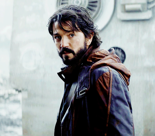 DIEGO LUNA As CASSIAN ANDOR In Every Episode: ↳  Episode 03