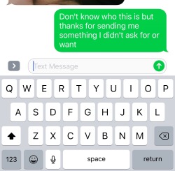 imadumbassjackasspieceofshit:  He sent me his dick and it’s ugly and idk who it is