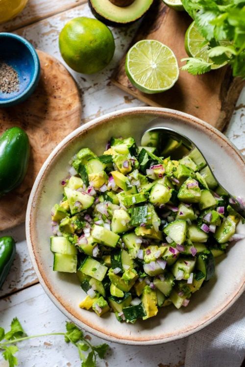 Avocado Cucumber Salad | Kitchen Confidante® ift.tt/30mS0QB