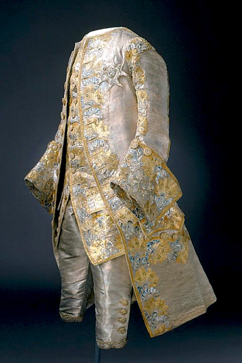 Second Wedding dress of Queen Sofia Magdalena and a wedding suit of her husband Gustav III of Sweden