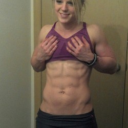 fitgymbabe:  Follow Fit Gym Babes for the