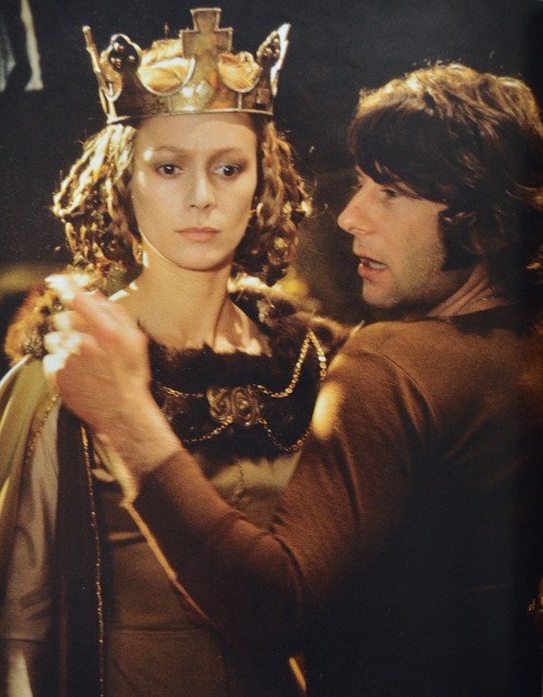 romanbymarta:Roman Polanski & Francesca Annis on the set of ‘Macbeth’.