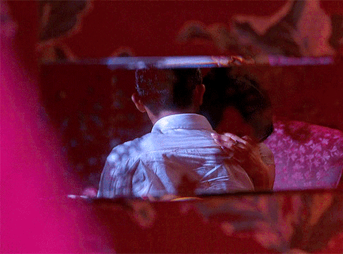 bonghive:  Feelings can creep up just like that. I thought I was in control.   In The Mood For Love (2000) dir. Wong Kar-wai 