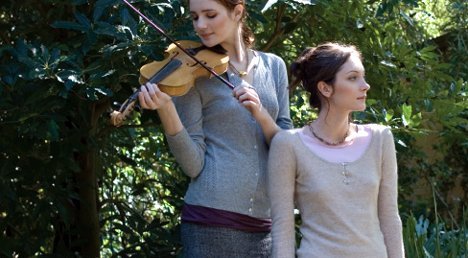 kagurazakaundergroundresistance:  ethica:  Fall Fashion 07: Stewart + Brown (TreeHugger) ? tily ? gkojaxlabo  ? nasika  ? plasticdreams(via makou-deactivated20130227)