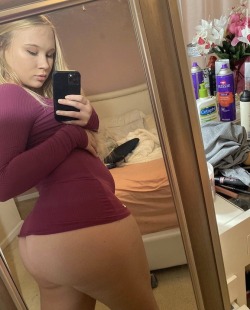 Porn pawglife:My favorite Pawg on the gram 😍 photos