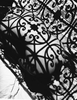 3wings:  Negresco Balcony, model Lisa Fonssagrives, 1934. Fernand Fonssagrives 