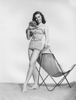 mrandmrseventwofive:  Elaine Stewart-From