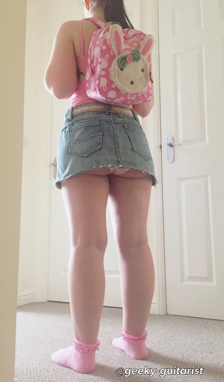 geeky-guitarist:Dressed for an adventure!