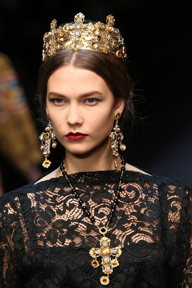 Inspiration For The DayKarlie Kloss for Dolce &amp; Gabbana (hurrah crowns are coming into fashi