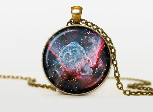 culturenlifestyle:Nebula and Galaxy Inspired Pendants Texas-based shop ThePendantIsland constructs handmade vintage pendants (previously featured here), which pay homage to a variety of themes, including astrophotography. The otherworldly pendants feature