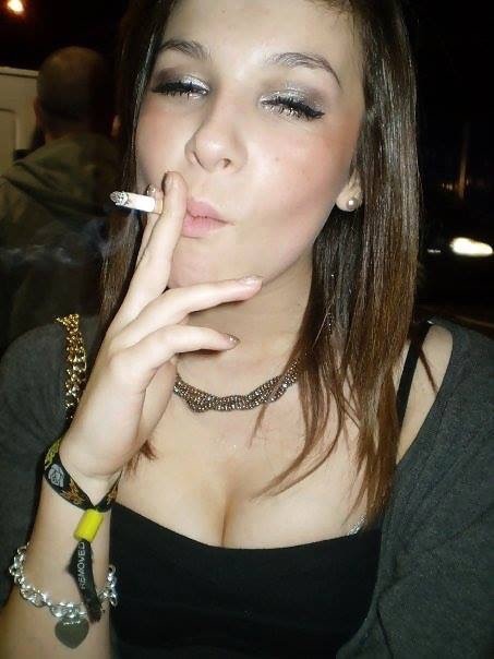 handcock69:  Sexy Smoker
