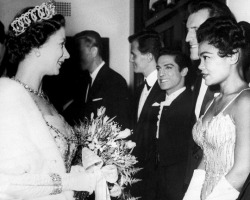 vintagegal:  Eartha Kitt meets the Queen after The Royal Variety Performance, 1958