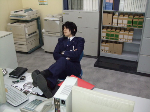 albedosoyna:  Found here Now I have an urge to write a story based on fighting with a copier in the office. You know Reeve programmed it to break down when he needs something to amuse him, right?