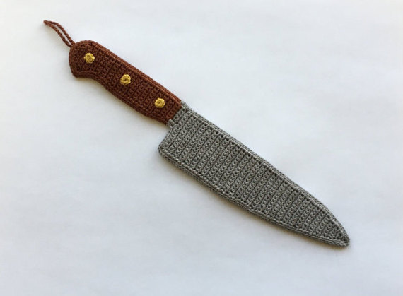 Great Cosplay Accessories - Machete, Cleaver, Chef Knife, Hatchet ... Crochet Patterns For All The Knives: 👉...