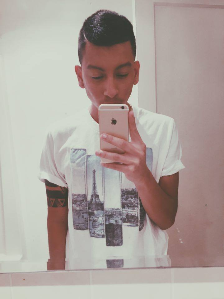 betosgaylatinmenfan:  Thanks Rodrigo for the hot pics!  Hit him up at:Kik:  oorodrigoooIG: