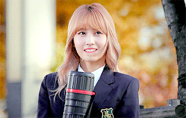 mohiraimo: Momo in Heechul x Min Kyung-Hoon’s “Sweet Dream” MV