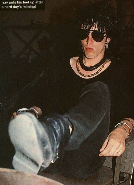 blog-music-is-my-life:  HAPPY BIRTHDAY IZZY! 🎂I wish u all the best, many other