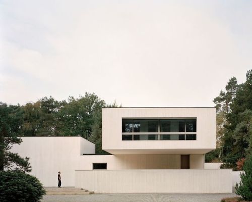 remash:villa waalre ~ russell jones | photos © rory gardiner