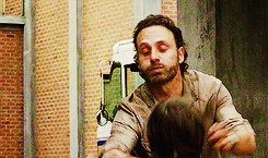  The Walking Dead  — 4x01; Infected 