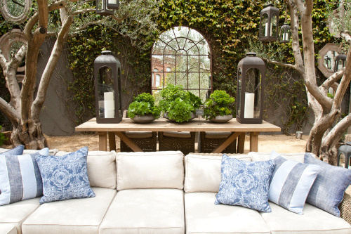 www.restorationhardware.com