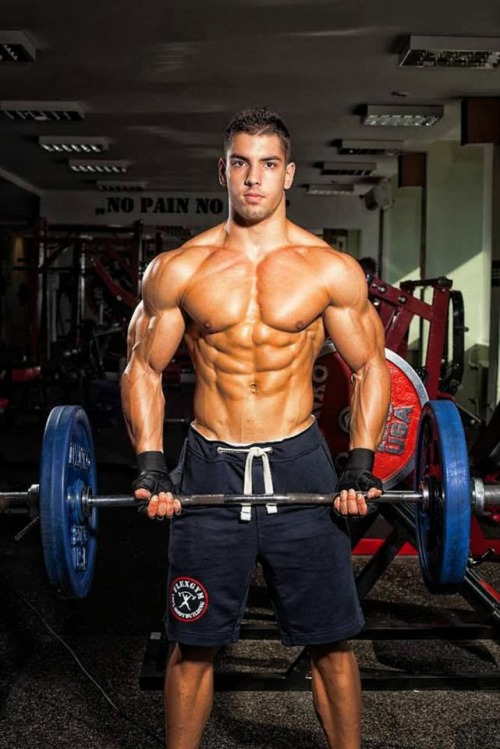 cdnlifter27:  Gal Balint