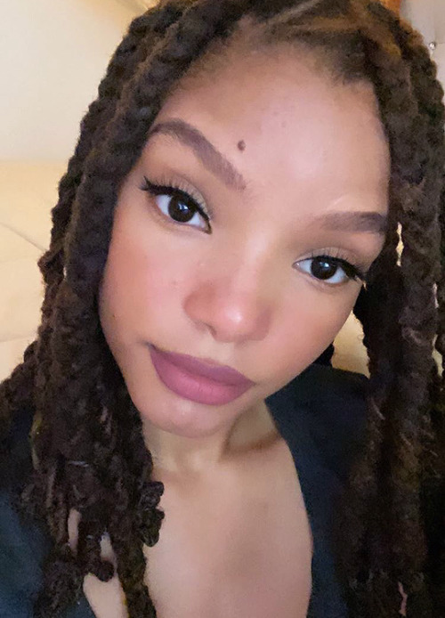 halle bailey (chloexhalle): getting better at quarantine glam