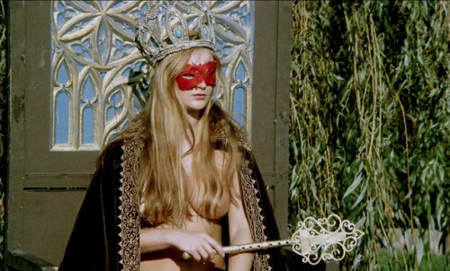 chickswithcandles:Christina, princesse de l’érotisme (1973)