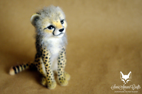 felix-the-snow-cheetah:audreysworldofdolls:ex0skeletal:Felted Animalsby SaniAmaniCraftsAvailable for