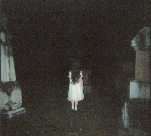 she-ran-to-the-woods:  Scary. on We Heart Ithttp://weheartit.com/entry/85359245/via/CreaturesWeAllHate