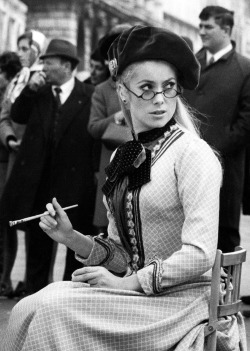 justine-36:  Catherine Deneuve on the set