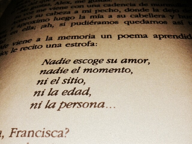 quiero-leche-con-chocolate:  -Francisca, Yo te amo.