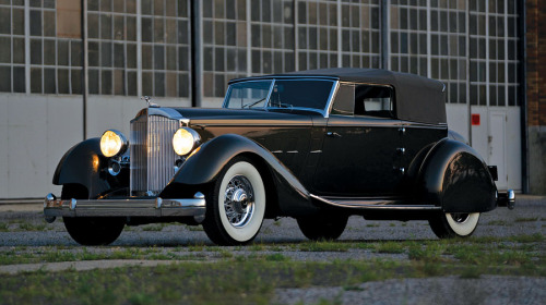 Packard Twelve Individual Custom Convertible Victoria by Dietrich 1934. - source Sports Car Market