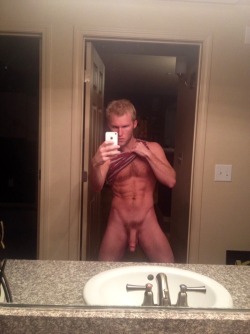 Jerkoff-Dudes:  Adonis Beltway