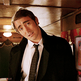 byestille:  Pushing Daisies 2x02: Circus, Circus  Ned being too tall for the trailer (◡‿◡✿) For kylesimmoms  