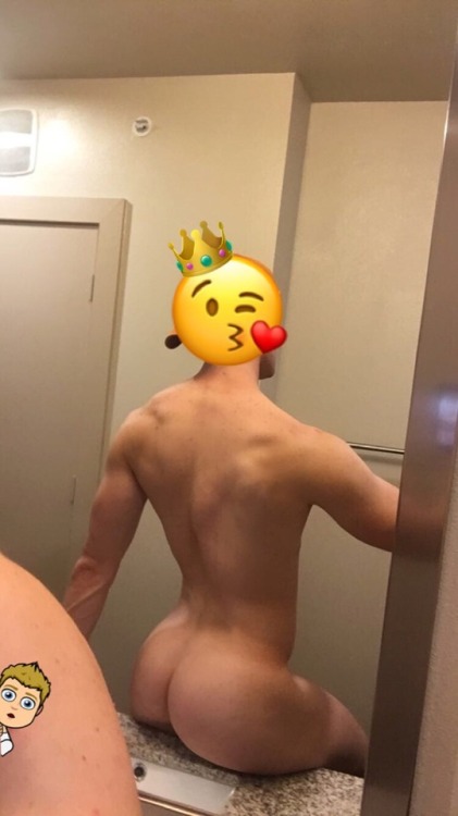 XXX Hot Hunks & Big Bubble Butts 2.0 photo