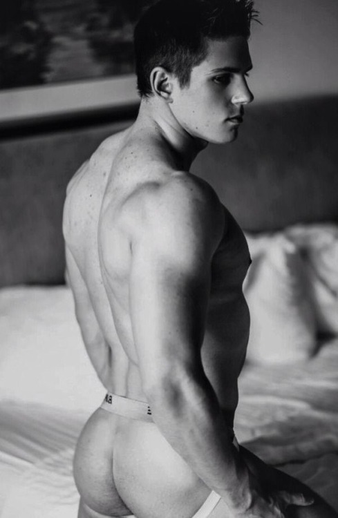 bottomkiller:  ◼️◻️◼️◻️◼️◻️◼️ Black & White Ass!!!!  Bottomkiller