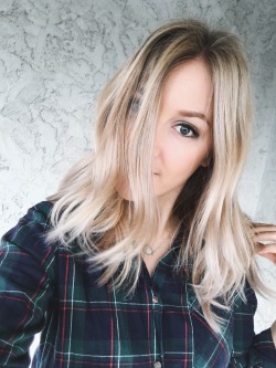kaeleighforbes:  Went for the blonde grey trend!