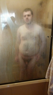 friendly-neighborhood-gainer:  In the shower