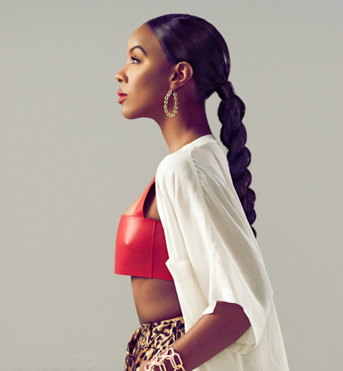 sarahsforeverinfinite:nya-kin:Kelly Rowland for Mane AddictsI am not worthy !!!! Kelly you betta eff