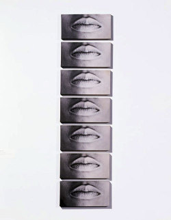  Lorna Simpson - 7 Mouths (1993) 