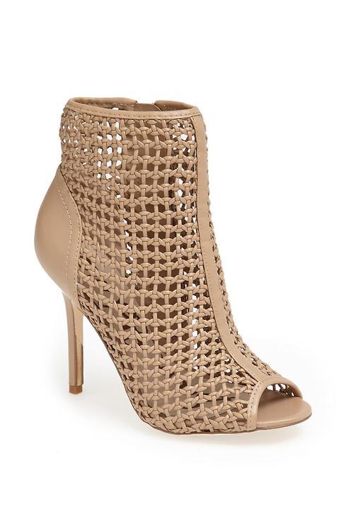 High Heels Blog in-those-boots: Sam Edelman ‘Aubriana’ Open Weave BootieShop… via Tumblr