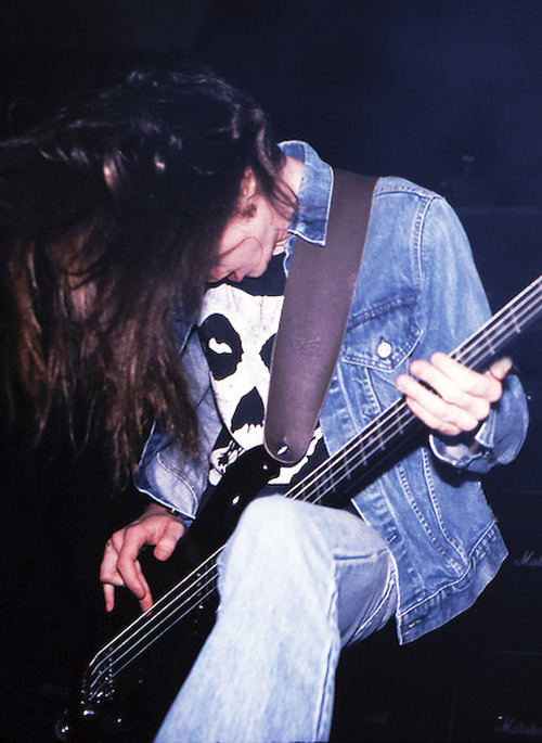 lovejohnpaulringogeorge:  Cliff Burton {02/10/1962 - 09/27/1986} 