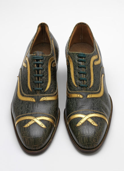 goddamnshinyrock:vimyvickers:— 1925 Oxford shoes by Coxton Shoe Co. Ltd, Rushden (Northamptonshire),