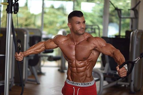   IFBB Men’s Physique @stephen_ifbb