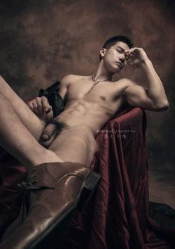 manlybeautyuniverse:  ikadongo: Taiwan photographer「原色影像」台灣男孩「原色影像」攝影集♚神崎雅-3♚❥神崎雅 