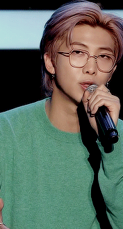 Please Give His Stylist A Raise