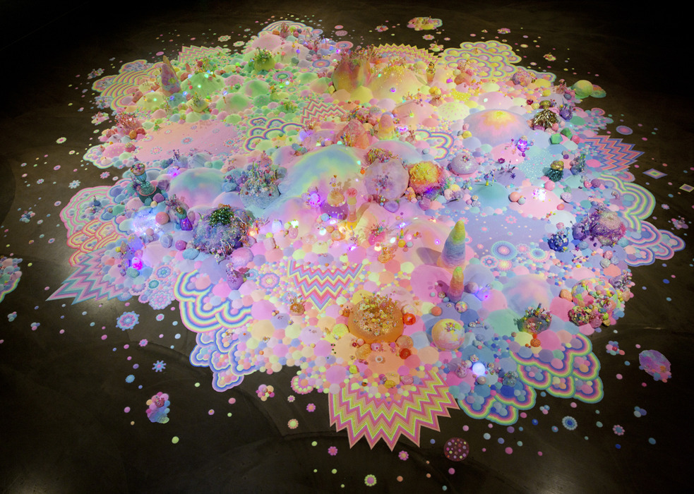 eiruvsq:  Artist:Pip &amp; Pop  (aka)  Tanya Schultz“Journey in a Dream (Night)”Photos
