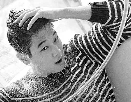 maichan808:  Ki Hong Lee in Elle Korea (Dec 2015) 