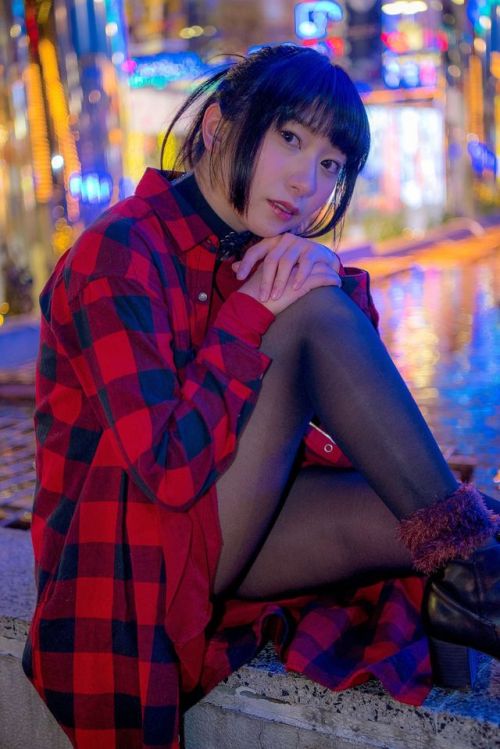 pantyhosecandid: Japaness model in black pantyhoseJapaness model in black candid pantyhose, Black ca