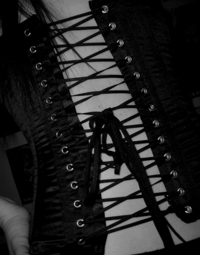 classilysubmissive:  I think corsets are gorgeous  Sexy